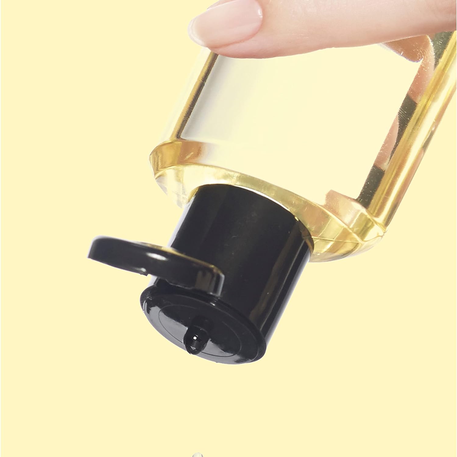 Neutrogena Body Oil Light Sesame Formula, Dry Skin Moisturizer & Hydrating Body Massage Oil, for Radiant & Healthy Looking Glow, Nourishing Bath Oil for Sheer Moisture, 16 fl. oz 24Hr Smart