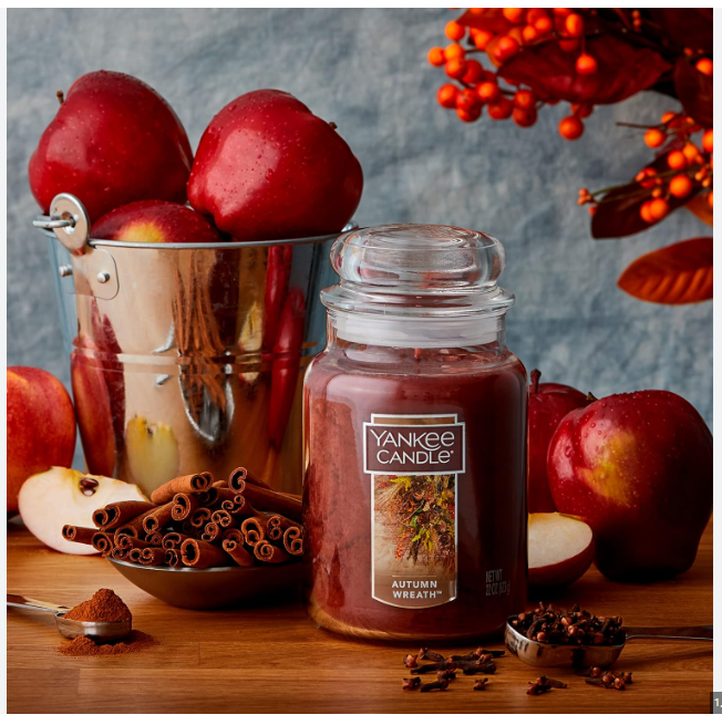 Yankee Candle Autumn Wreath Scented, Classic 22oz Large Jar Single Wick Aromatherapy Candle, Over 110 Hours of Burn Time, Apothecary Jar Fall Candle, Autumn Candle Scented for Home